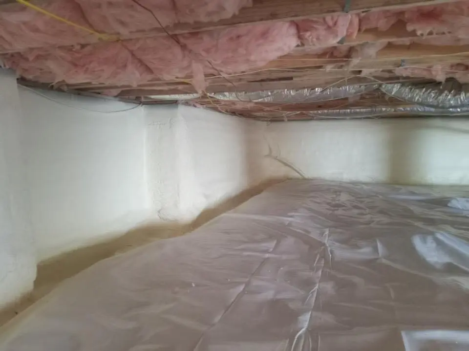 Crawl space encapsulation with closed-cell spray foam for Spray Foam Roofing in Palmetto
